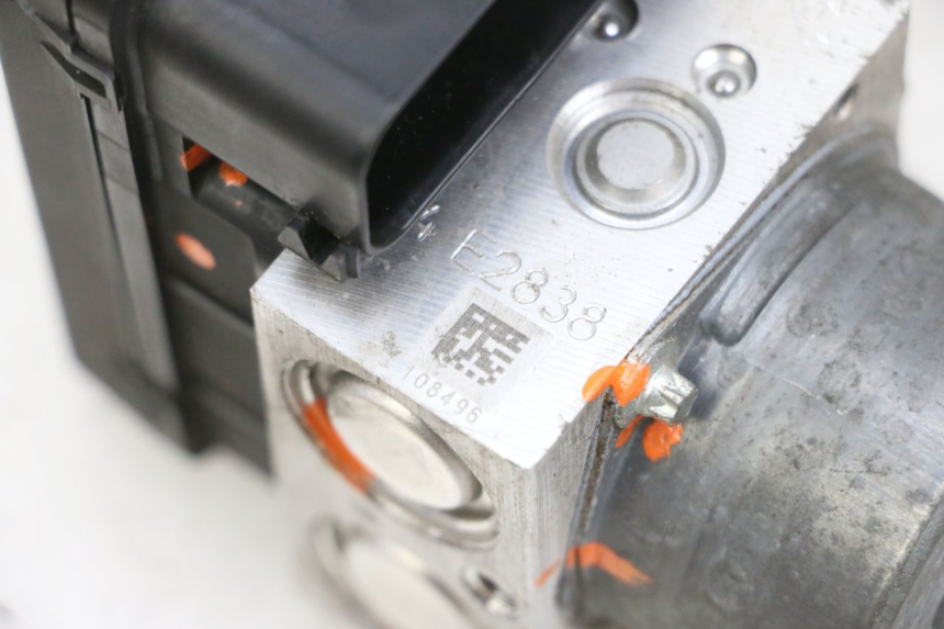 photo de ABS PUMP SUZUKI BURGMAN 650 (2013 - 2020)