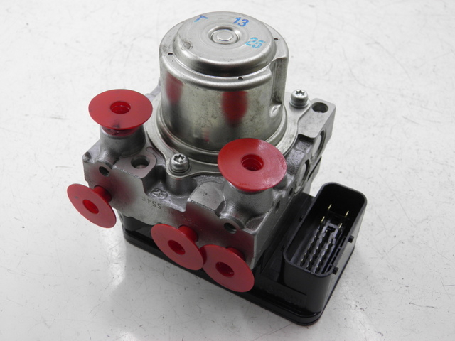 photo de ABS PUMP HONDA FES S-WING SWING ABS 125 (2007 - 2015)