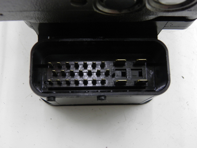 photo de ABS PUMP HONDA FES S-WING SWING ABS 125 (2007 - 2015)