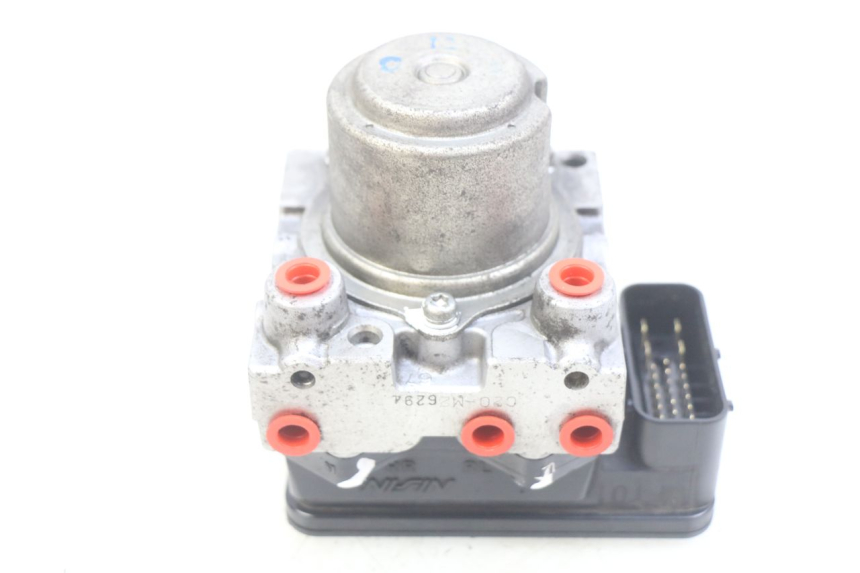 photo de ABS PUMP HONDA FJS SILVERWING SILVER WING 400 (2009 - 2016)