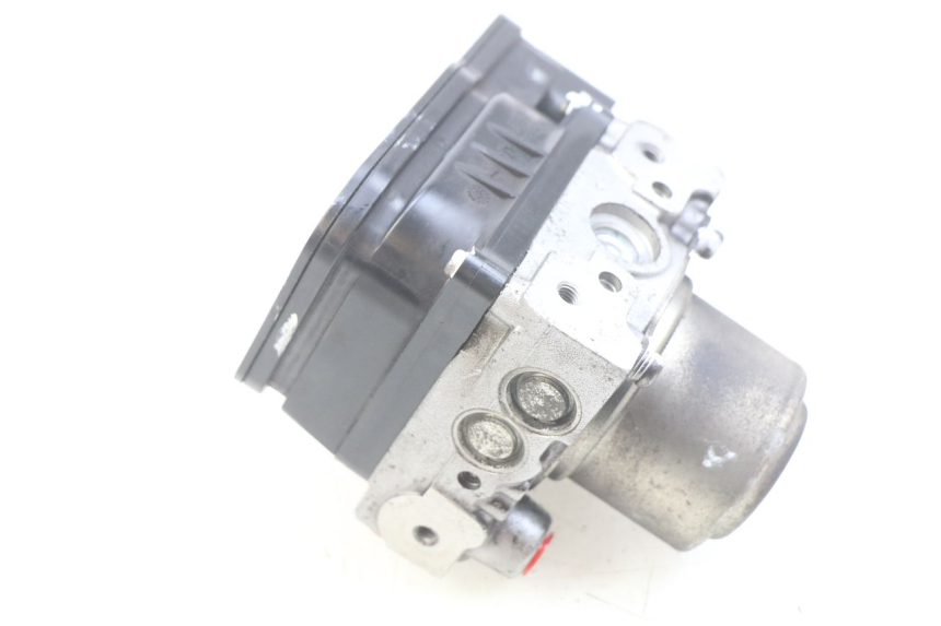 photo de ABS PUMP HONDA FJS SILVERWING SILVER WING 400 (2009 - 2016)