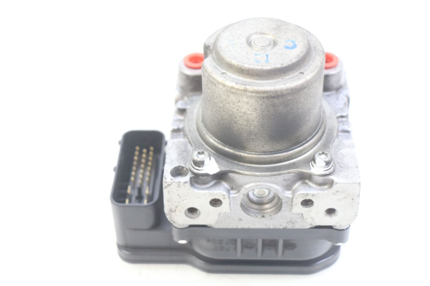 photo de ABS PUMP HONDA FJS SILVERWING SILVER WING 400 (2009 - 2016)