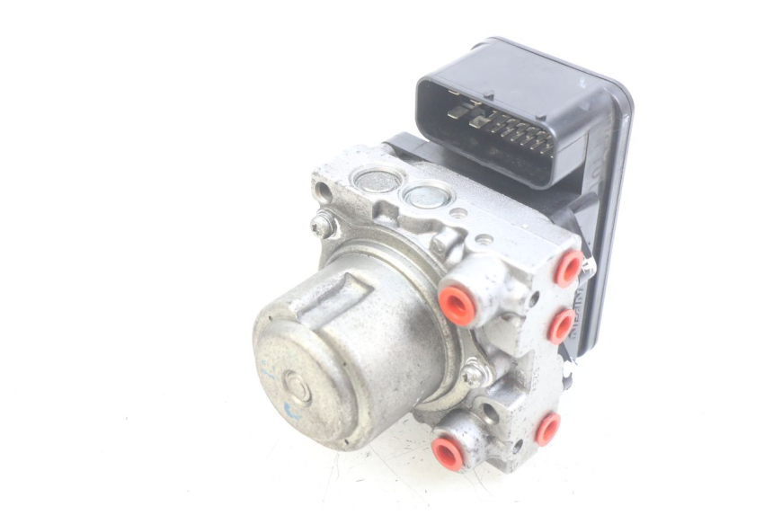 photo de ABS PUMP HONDA FJS SILVERWING SILVER WING 400 (2009 - 2016)
