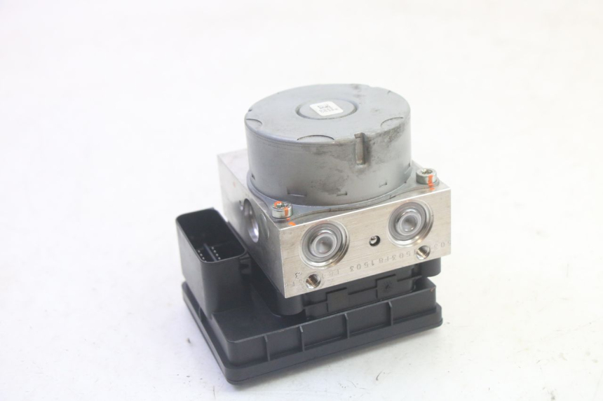 photo de ABS PUMP BMW R GS 1250 (2021 - 2024) - Zoom on usage condition