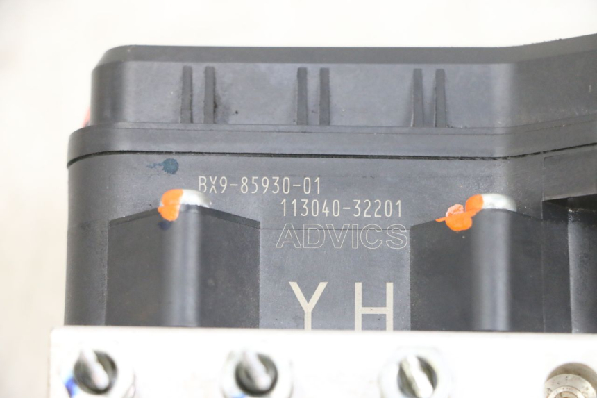 photo de ABS PUMP YAMAHA TRICITY 300 (2020 - 2024) - Alternative perspective