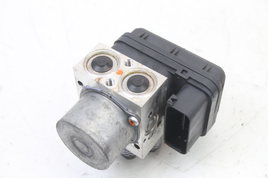 photo de ABS PUMP YAMAHA YP T-MAX TMAX 530 (2017 - 2020)