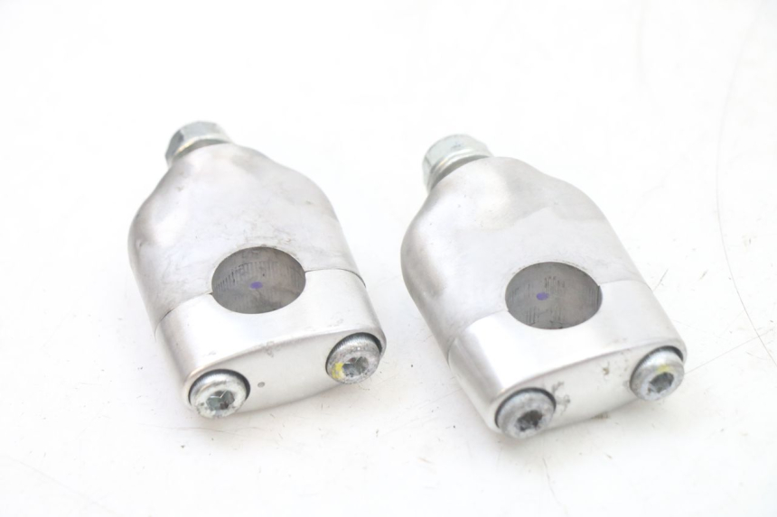 photo de HANDLEBAR RISERS HONDA PCX (JF57/JF64) 125 (2014 - 2018)