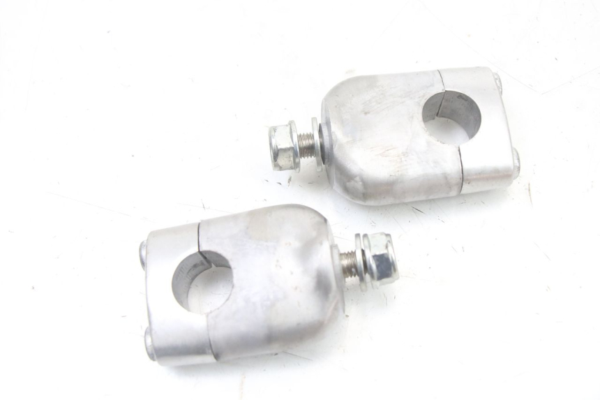 photo de HANDLEBAR RISERS HONDA PCX (JF57/JF64) 125 (2014 - 2018)