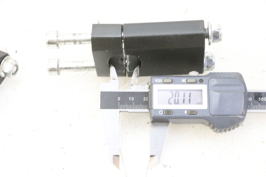photo de HANDLEBAR RISER APOLLO RFZ 125