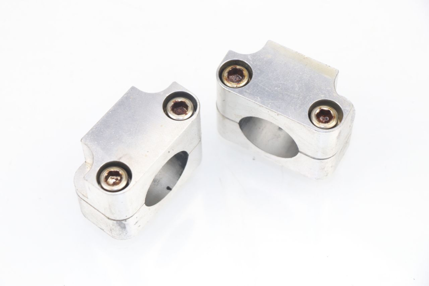 photo de HANDLEBAR RISERS RIEJU SMX PRO 50 (2001 - 2009)