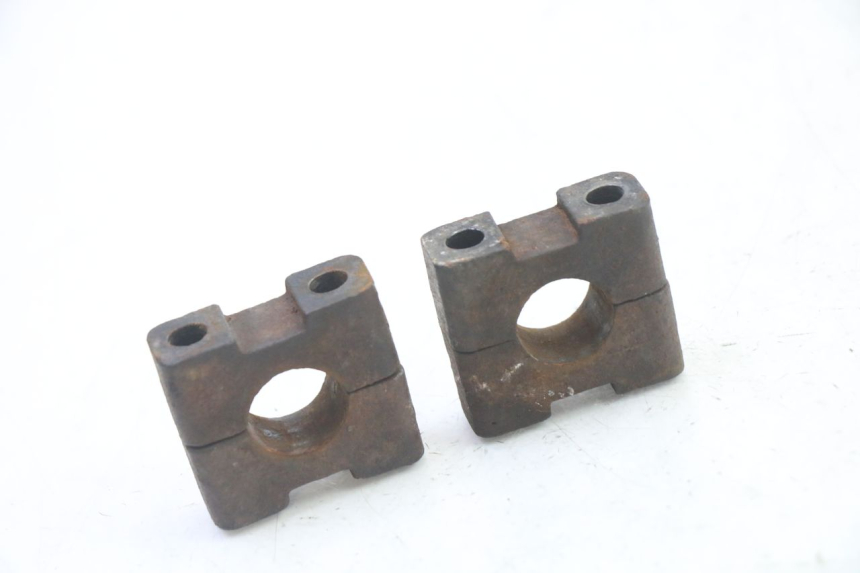 photo de HANDLEBAR RISERS HYTRACK S 150 (2003 - 2011)