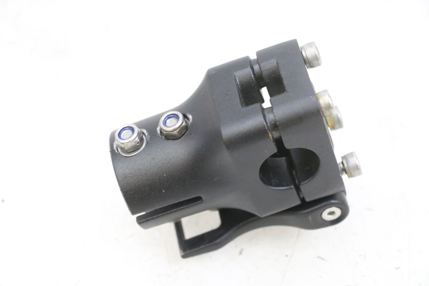 photo de HANDLEBAR RISERS DUALTRON VICTOR LIMITED 1