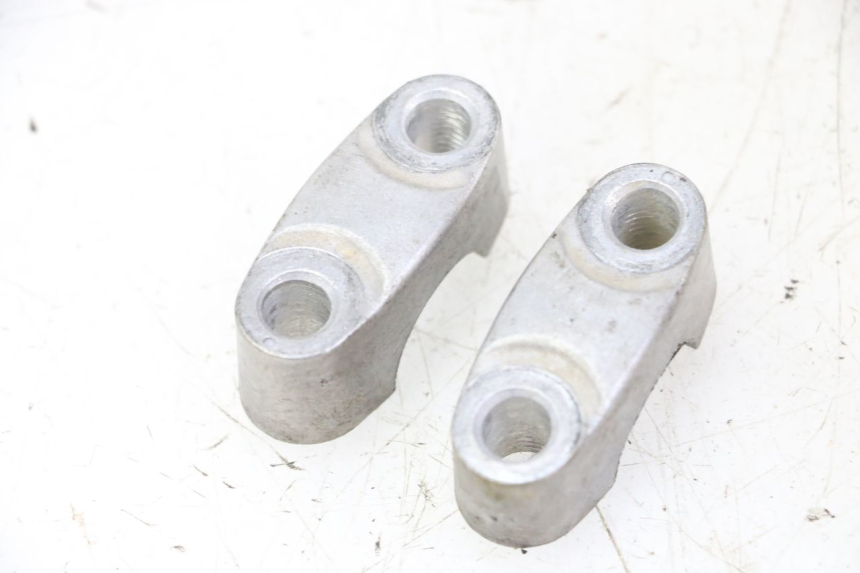 photo de HANDLEBAR RISERS YAMAHA YFM R RAPTOR 250 (2008 - 2014)