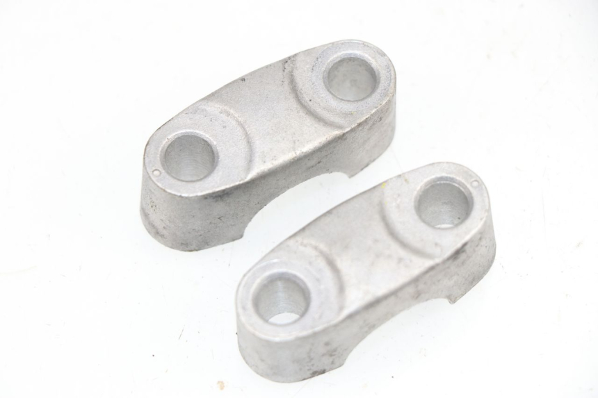photo de HANDLEBAR RISERS YAMAHA YP T-MAX TMAX 530 (2017 - 2020)
