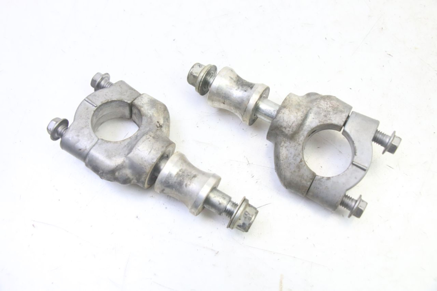 photo de HANDLEBAR RISERS YAMAHA YZ 85 (2022 - 2025)