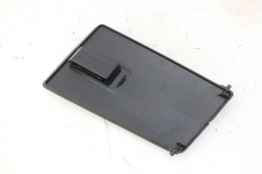 photo de GLOVE BOX DOOR PEUGEOT CITYSTAR 50 (2013 - 2017)