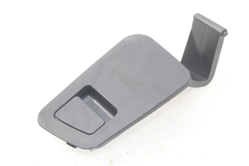 photo de GLOVEBOX DOOR DAELIM S4 50 (2010 - 2015)