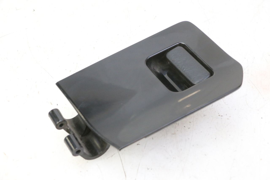 photo de GLOVEBOX DOOR HONDA FES S-WING SWING ABS 125 (2007 - 2015)
