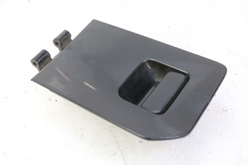 photo de GLOVEBOX DOOR HONDA FES S-WING SWING ABS 125 (2007 - 2015)