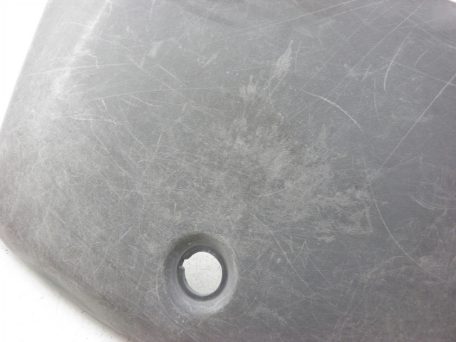 photo de GLOVEBOX DOOR HONDA NH VISION 50 (1985 - 1994) - Component detail