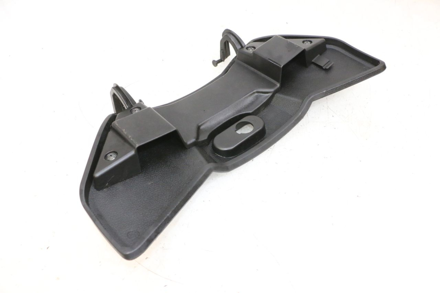 photo de GLOVEBOX DOOR YAMAHA X-MAX XMAX 125 (2010 - 2013) - Component detail