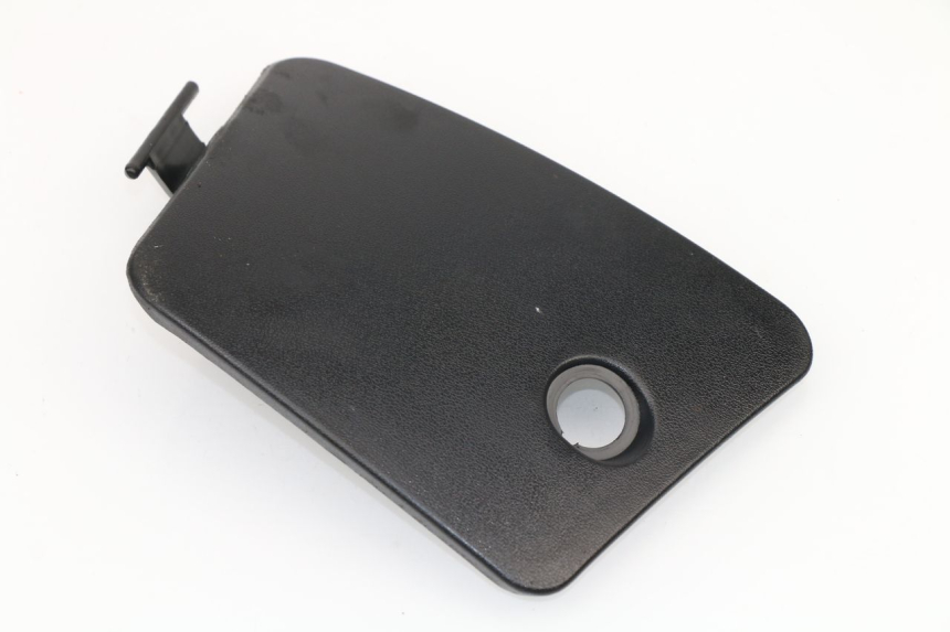 photo de GLOVEBOX DOOR KYMCO XCITING 500 (2004 - 2006)