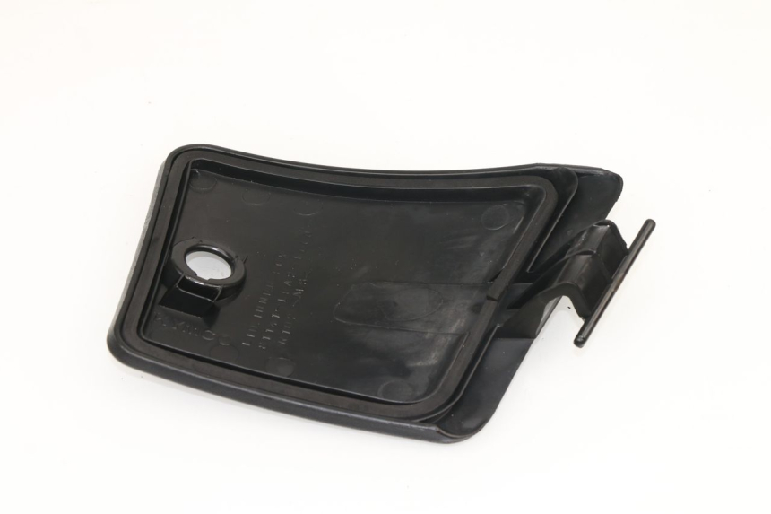 photo de GLOVEBOX DOOR KYMCO XCITING 500 (2004 - 2006)