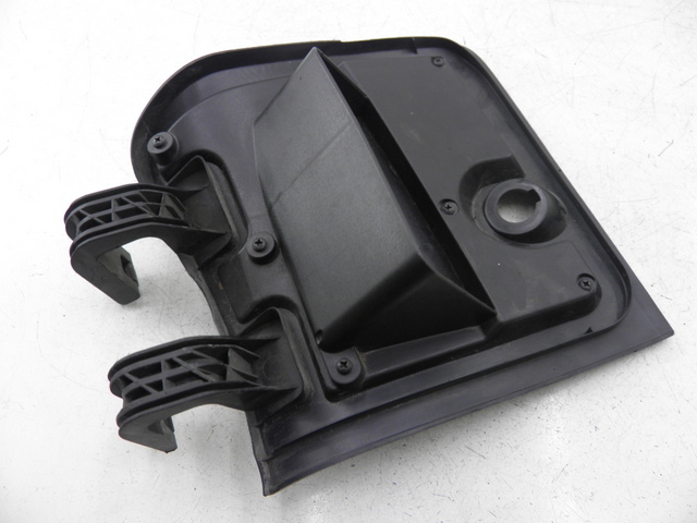 photo de GLOVE BOX DOOR YAMAHA XMAX X-MAX 125 (2006 - 2009)