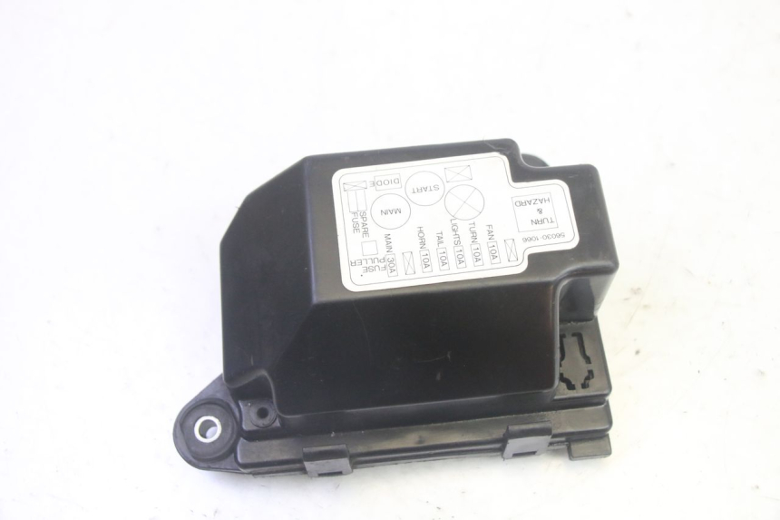 photo de FUSE BOX KAWASAKI GPZ RX 1000 (1986 - 1988) - Fixing points details