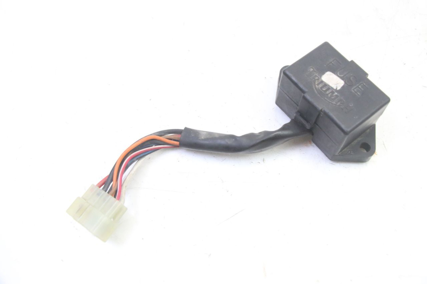 photo de FUSE BOX TRIUMPH SPRINT 900 (1995 - 1998)