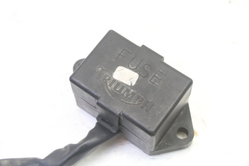photo de FUSE BOX TRIUMPH SPRINT 900 (1995 - 1998)