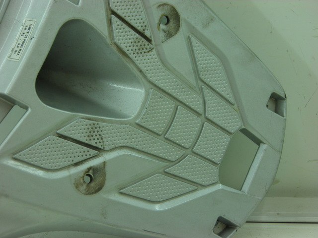 photo de LUGGAGE RACK HONDA FES S-WING SWING 125 (2007 - 2015)