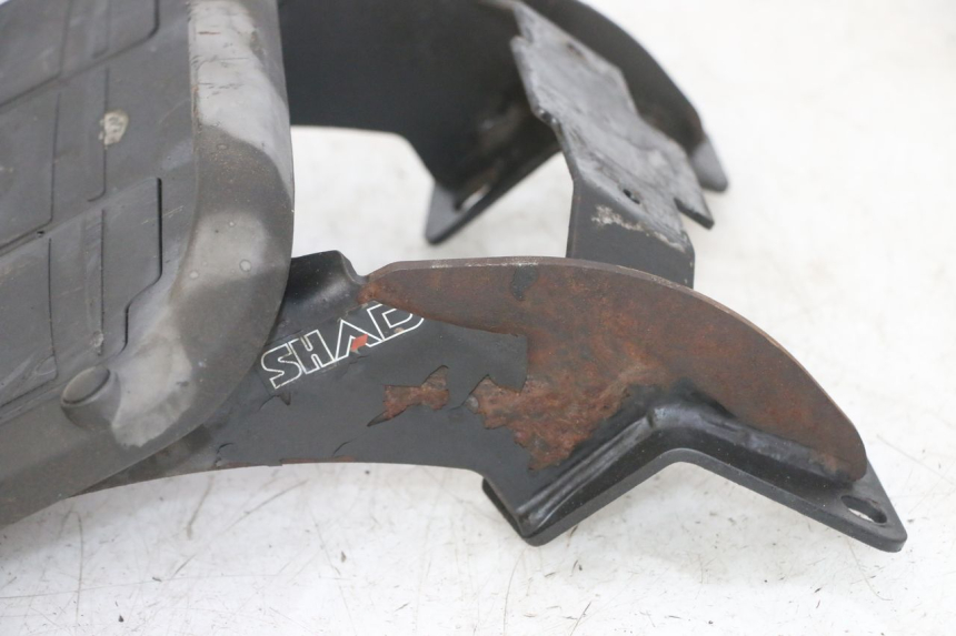 photo de LUGGAGE RACK PIAGGIO MP3 LT 400 (2007 - 2012)