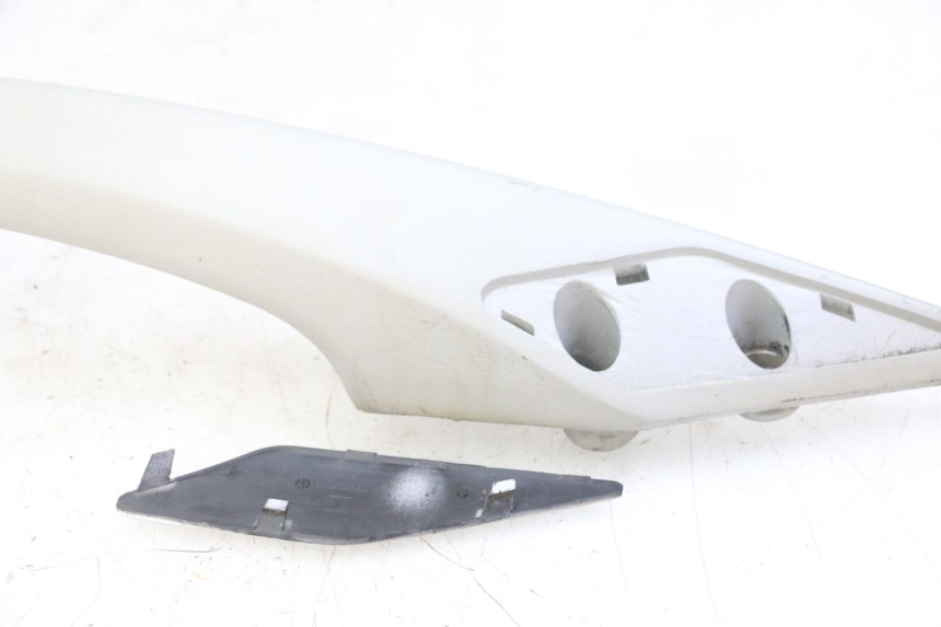 photo de LUGGAGE RACK PEUGEOT SATELIS 125 (2013 - 2018)