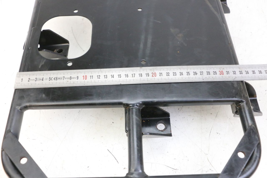 photo de LUGGAGE RACK PEUGEOT TWEET PRO CARGO 50 (2018 - 2020) - Zoom on usage condition