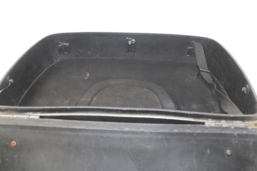 photo de LUGGAGE RACK PIAGGIO X9 EVOLUTION 125 (2003 - 2007)