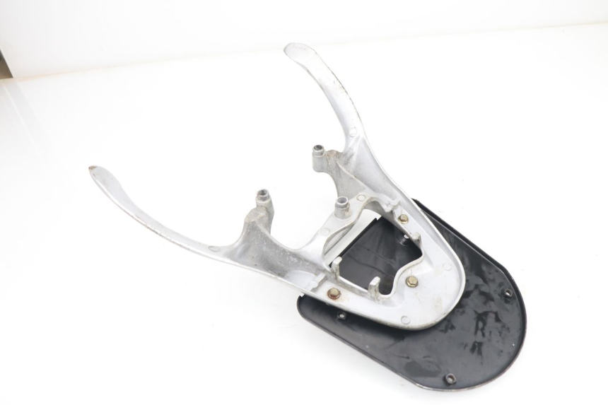 photo de LUGGAGE RACK YIYING YY T POWER MAX 125 (2006 - 2016)