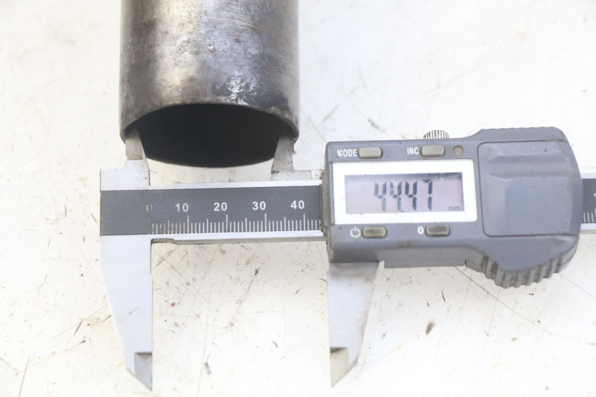 photo de RIGHT EXHAUST PIPE HONDA CBR F SC25 1000 (1989 - 1992)