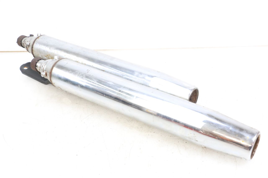 photo de Exhaust pipe HYOSUNG GV AQUILA 125 (2000 - 2004) - Additional view of the item