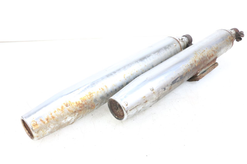 photo de Exhaust pipe HYOSUNG GV AQUILA 125 (2000 - 2004) - Alternative angle