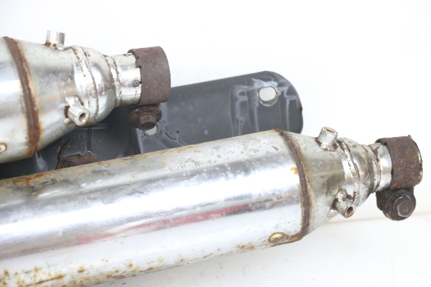 photo de Exhaust pipe HYOSUNG GV AQUILA 125 (2000 - 2004) - Used quality zoom