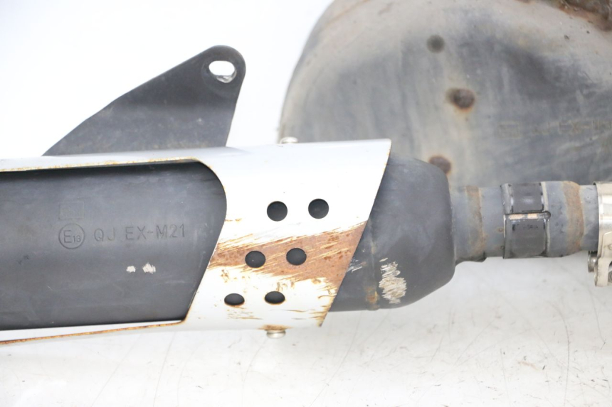 photo de EXHAUST KEEWAY K-LIGHT KLIGHT 125 (2018 - 2025) - Zoom on usage condition