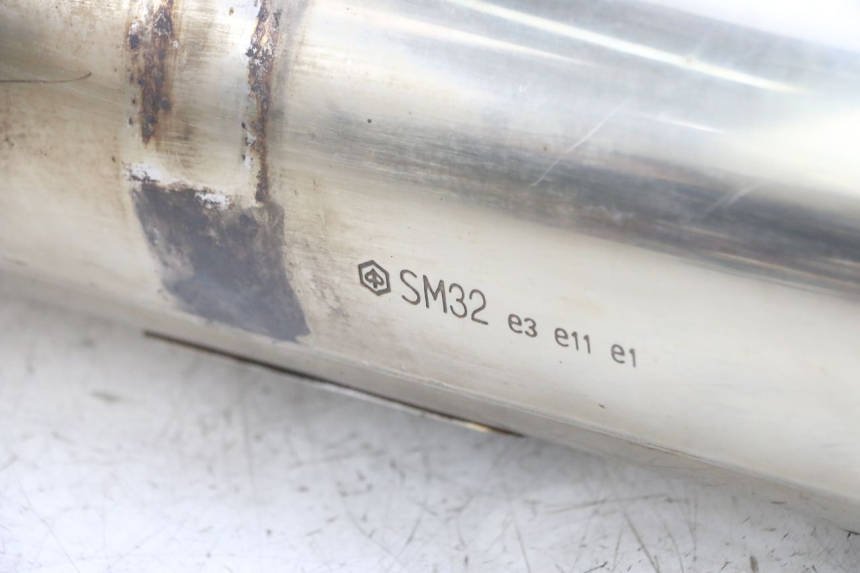 photo de EXHAUST PIPE PIAGGIO MP3 LT 400 (2007 - 2012)