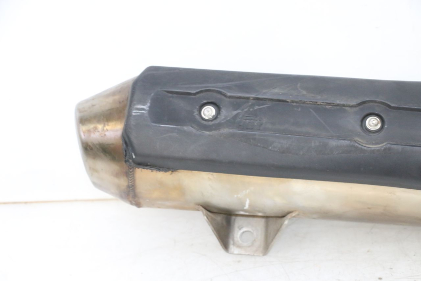 photo de EXHAUST PEUGEOT SATELIS 125 (2013 - 2018) - Detailed visual inspection