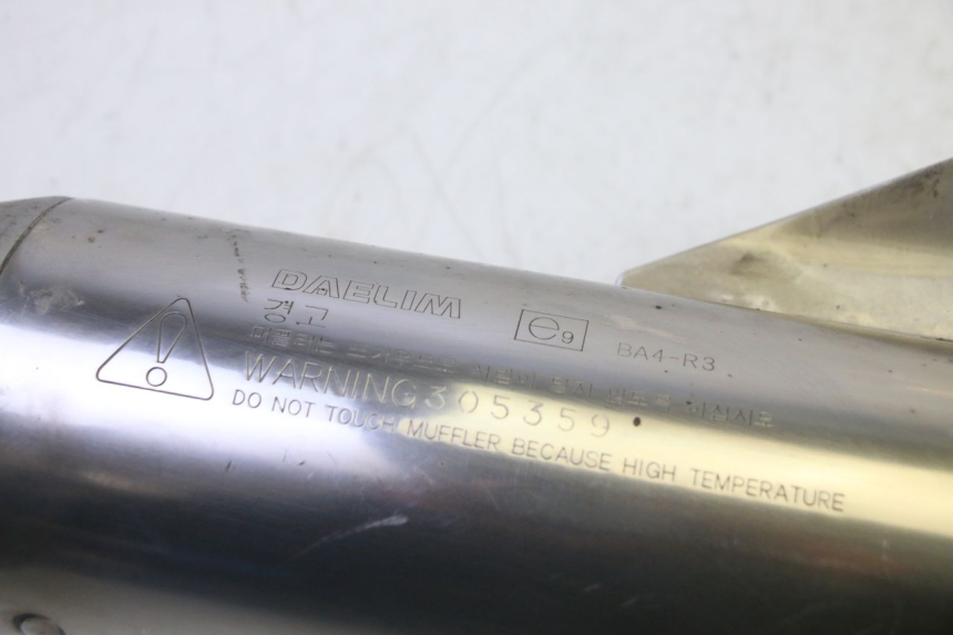 photo de EXHAUST PIPE DAELIM VJ ROADWIN FI 125 (2008 - 2017) - Technical close-up