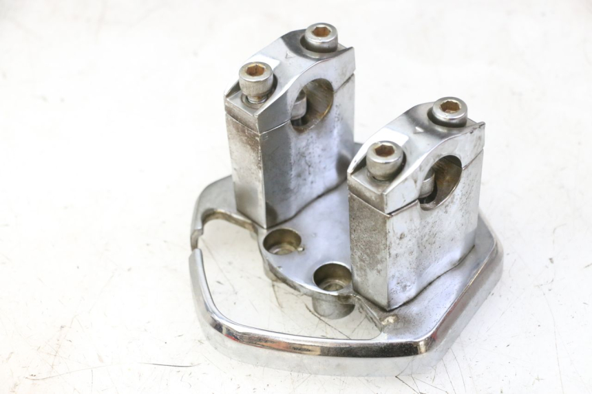 photo de HANDLEBAR RISER KYMCO AGILITY NAKED RENOUVO 2T 50 (2011 - 2018)