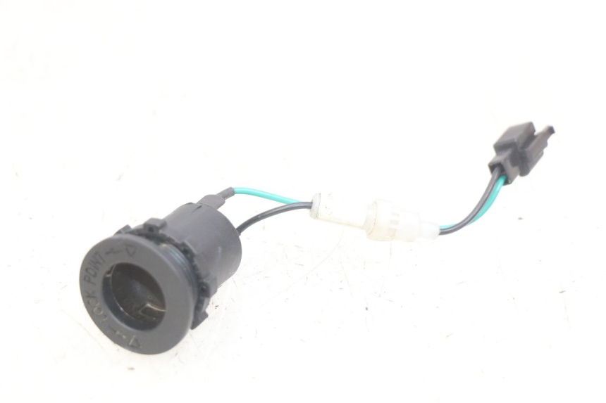 photo de CIGARETTE LIGHTER SOCKET KYMCO AGILITY 16+ 4T 50 (2018 - 2023)