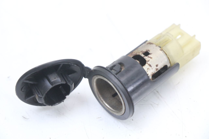 photo de CIGAR LIGHTER SOCKET PEUGEOT CITYSTAR 50 (2013 - 2017)