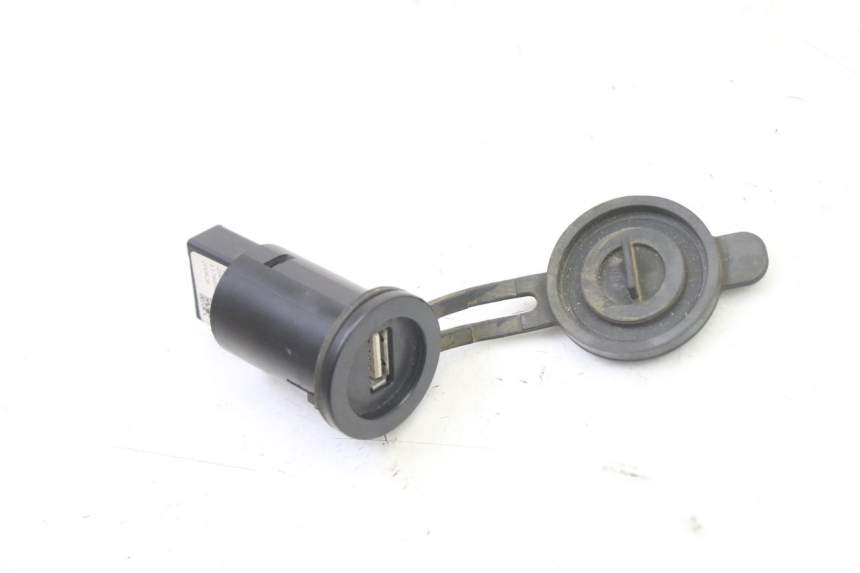photo de CIGAR LIGHTER SOCKET PEUGEOT KISBEE 2T 50 (2018 - 2022)