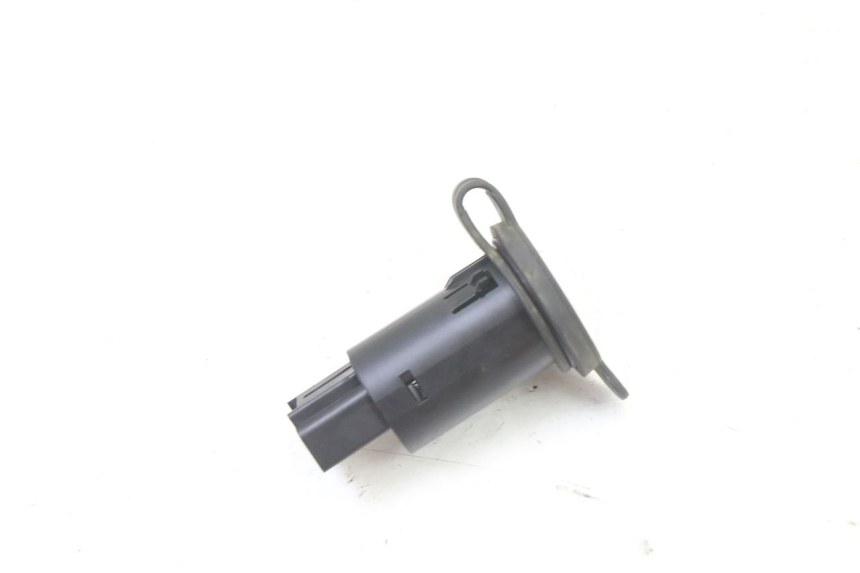 photo de CIGAR LIGHTER SOCKET PEUGEOT KISBEE 2T 50 (2018 - 2022)